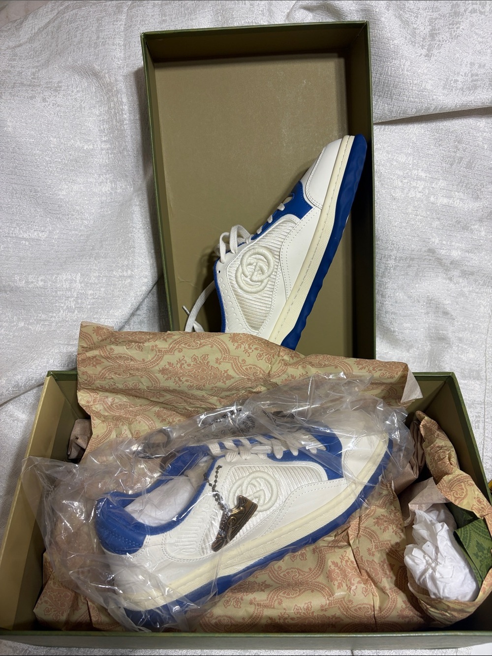 🦋White and Blue Leather Sneakers with Embossed Logo new.  Men’s.  Size 10 new